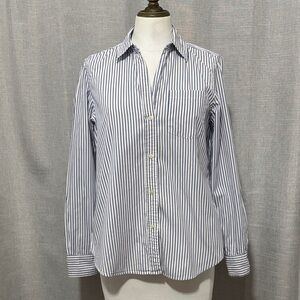 GAP Cotton Button Up Shirt-Sz S-Blue/White Striped-EUC-Feminine V Neck Front